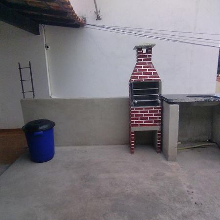 Casa 2 Quartos Em Cabo Frio Piscina E Area Gourmet Cantim Do Goiano Hospedagens Eksteriør bilde
